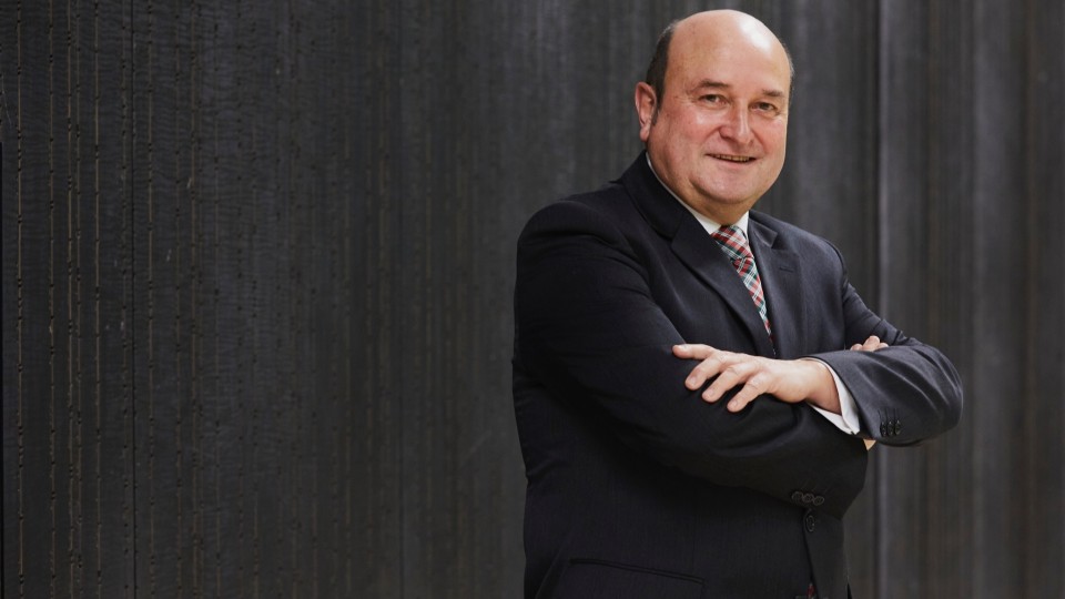 Andoni Ortuzar