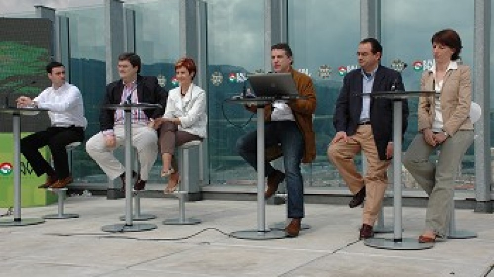 Urkullu : « Think Euskadi 2020 est un plan pour une nouvelle génération. Ce plan présente notre vision d´Euskadi aujourd´hui et se projette dans l´avenir »
