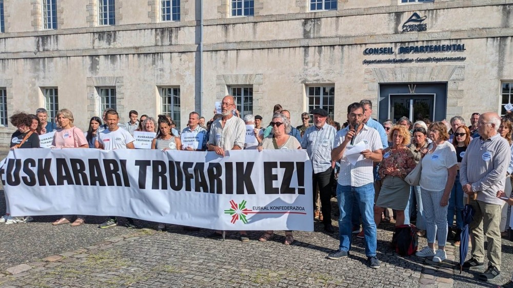 Laissez-nous agir en faveur de l’euskara 